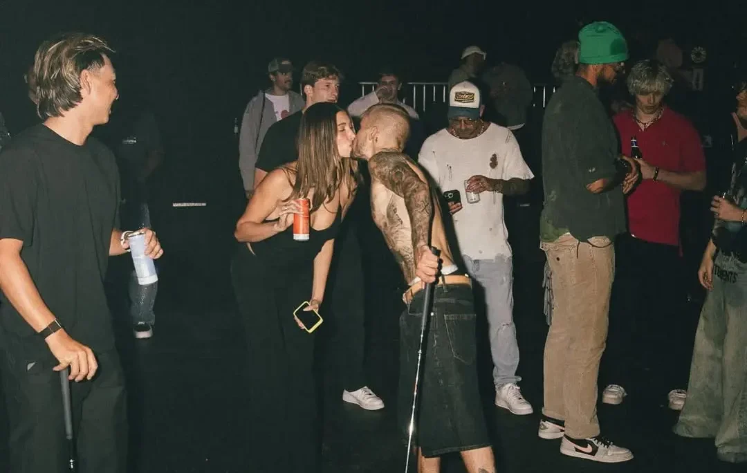 42a984_a82911f136274f13a2bdc57260976c9e~mv2