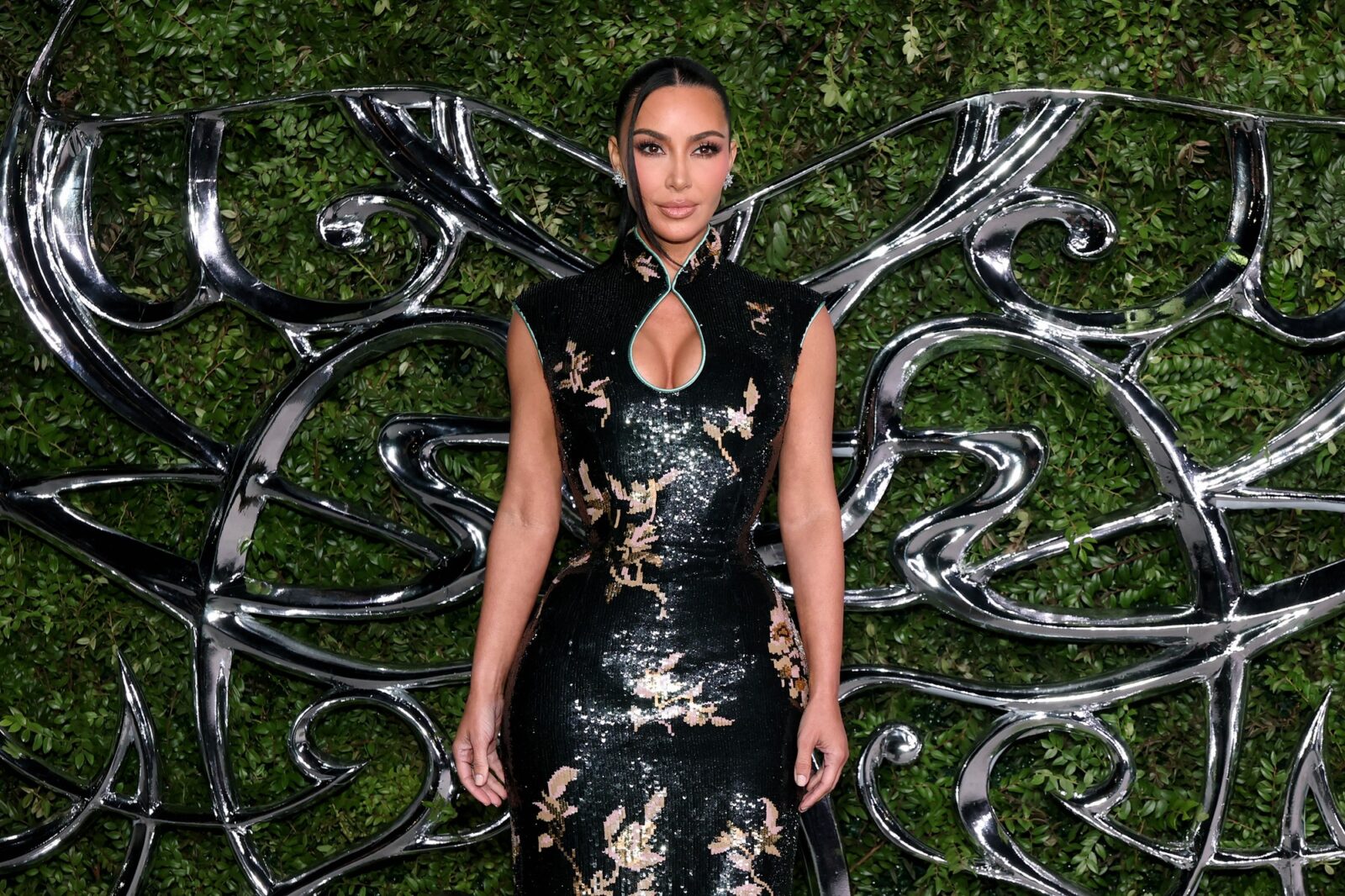 kim-kardashian-lewis-hamilton-lucas-museum-opening-02